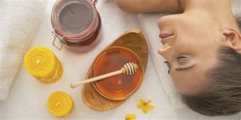 7 Cara Merawat Tubuh dengan Bahan Alami: Glowing Alami Tanpa Ribet! 7 Cara Merawat Tubuh dengan Bahan Alami: Glowing Alami Tanpa Ribet!
