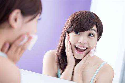 7 Cara Merawat Wajah yang Sensitif untuk Membuatnya Lebih Sehat dan Berkilau dalam Seminggu!