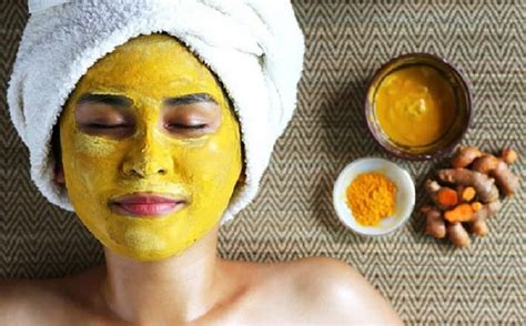 7 Cara Perawatan Kulit Alami di Rumah yang Bisa Kamu Coba untuk Mendapatkan Kulit Sehat dan Cantik!