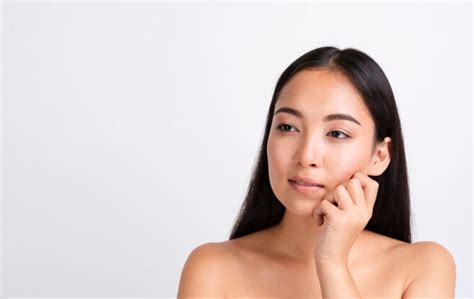 7 Rahasia Kulit Mulus Bebas Tekstur: Bye-Bye Bruntusan!