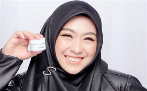 7 Rahasia Perawatan ERHA yang Bikin Kulit Glowing Tanpa Filter! 7 Rahasia Perawatan ERHA yang Bikin Kulit Glowing Tanpa Filter!