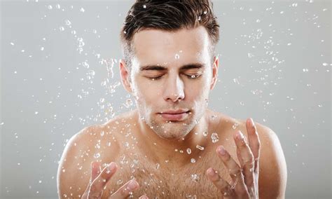 7 Rahasia Perawatan Kulit Pria yang Bikin Wajah Langsung Ganteng Maksimal! 7 Rahasia Perawatan Kulit Pria yang Bikin Wajah Langsung Ganteng Maksimal!