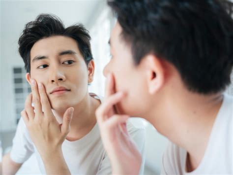 7 Rahasia Pria Glowing Alami: Dijamin Langsung Ganteng! 7 Rahasia Pria Glowing Alami: Dijamin Langsung Ganteng!