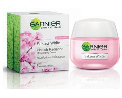 7 Skincare Murah Meriah Bikin Kulit Kusam Jadi Glowing Seketika! 7 Skincare Murah Meriah Bikin Kulit Kusam Jadi Glowing Seketika!