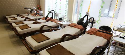 7 Treatment Larissa di Bawah 50 Ribu! Rahasia Glowing Tanpa Bokek! 7 Treatment Larissa di Bawah 50 Ribu! Rahasia Glowing Tanpa Bokek!