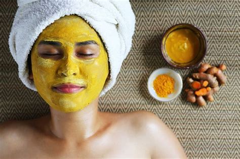 5 Bahan Alami Bikin Masker Wajah Mungil and Jerawat Cerah, Coba Yuk! 5 Bahan Alami Bikin Masker Wajah Mungil and Jerawat Cerah, Coba Yuk!