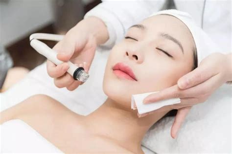 5 Skin Clinic Terdekat dengan Teknologi Canggih yang Bisa Ubah Penampilan Anda dalam 1 Minggu! 5 Skin Clinic Terdekat dengan Teknologi Canggih yang Bisa Ubah Penampilan Anda dalam 1 Minggu!