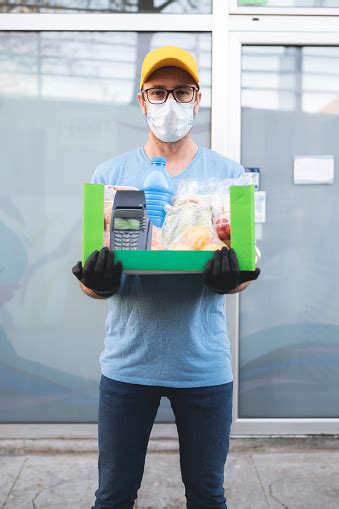 7 Alasan Mengapa Masker Nivea untuk Pria Wajib Anda Coba Sekarang juga! 7 Alasan Mengapa Masker Nivea untuk Pria Wajib Anda Coba Sekarang juga!