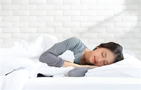 7 Cara Merawat Kulit Sehat yang Bisa Kamu Lakukan Sendiri di Rumah 7 Cara Merawat Kulit Sehat yang Bisa Kamu Lakukan Sendiri di Rumah