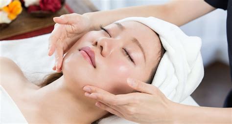 7 Cara Perawatan Wajah dari Dalam untuk Kulit Mulus dan Sehat dalam 30 Hari 7 Cara Perawatan Wajah dari Dalam untuk Kulit Mulus dan Sehat dalam 30 Hari