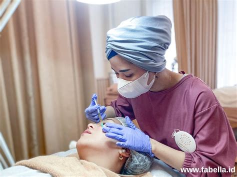7 Cara Perawatan Wajah di Salon untuk Memutihkan Kulit dalam 1 Minggu! 7 Cara Perawatan Wajah di Salon untuk Memutihkan Kulit dalam 1 Minggu!