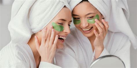 7 Rahasia Kulit Glowing Alami: Cuma Pakai Bahan Dapur! 7 Rahasia Kulit Glowing Alami: Cuma Pakai Bahan Dapur!