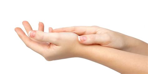7 Rahasia Kulit Tangan Awet Muda Bebas Keriput! 7 Rahasia Kulit Tangan Awet Muda Bebas Keriput!