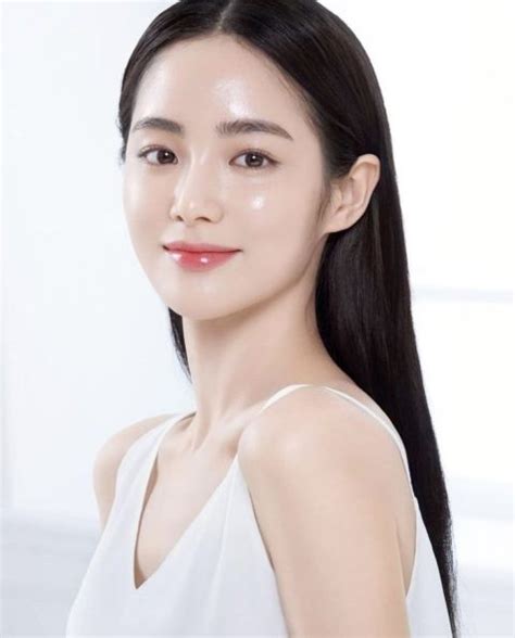 7 Rahasia Perawatan Tubuh Wanita Korea Glowing Alami!