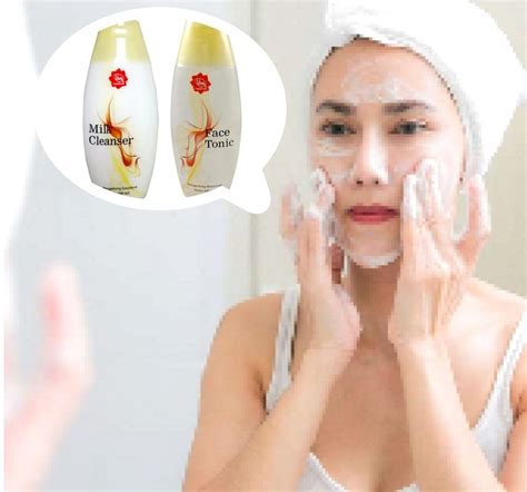 7 Tekstur Skincare Super Weird yang Ampuh Bikin Glowing! 7 Tekstur Skincare Super Weird yang Ampuh Bikin Glowing!