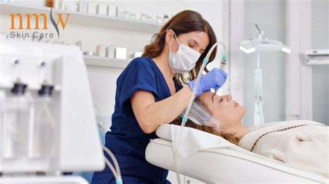 7 Treatment NMW Clinic Harga di Bawah 1 Juta! (Hasilnya Bikin Pangling) 7 Treatment NMW Clinic Harga di Bawah 1 Juta! (Hasilnya Bikin Pangling)