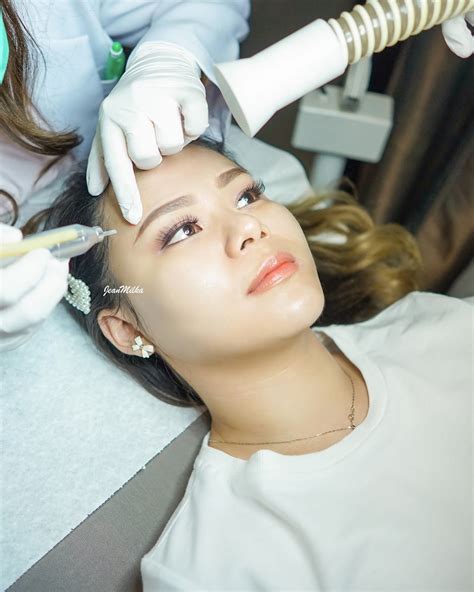Berapa Sih Biaya Perawatan di ERHA? Ini Rincian Lengkap 23 Treatment-nya! Berapa Sih Biaya Perawatan di ERHA? Ini Rincian Lengkap 23 Treatment-nya!