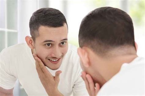 7 Jurus Ampuh Taklukkan Wajah Berminyak Pria: Kusam Minggat, Percaya Diri Meningkat! 7 Jurus Ampuh Taklukkan Wajah Berminyak Pria: Kusam Minggat, Percaya Diri Meningkat!