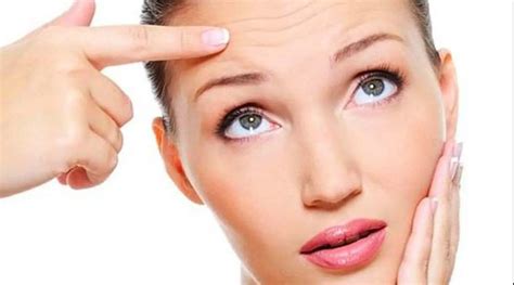 7 Treatment Alami Menghilangkan Kerutan di Wajah yang Bisa Kamu Coba di Rumah! 7 Treatment Alami Menghilangkan Kerutan di Wajah yang Bisa Kamu Coba di Rumah!